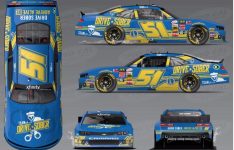 Jeremy Clements car for Dover sponsored by Delaware OHS 2015